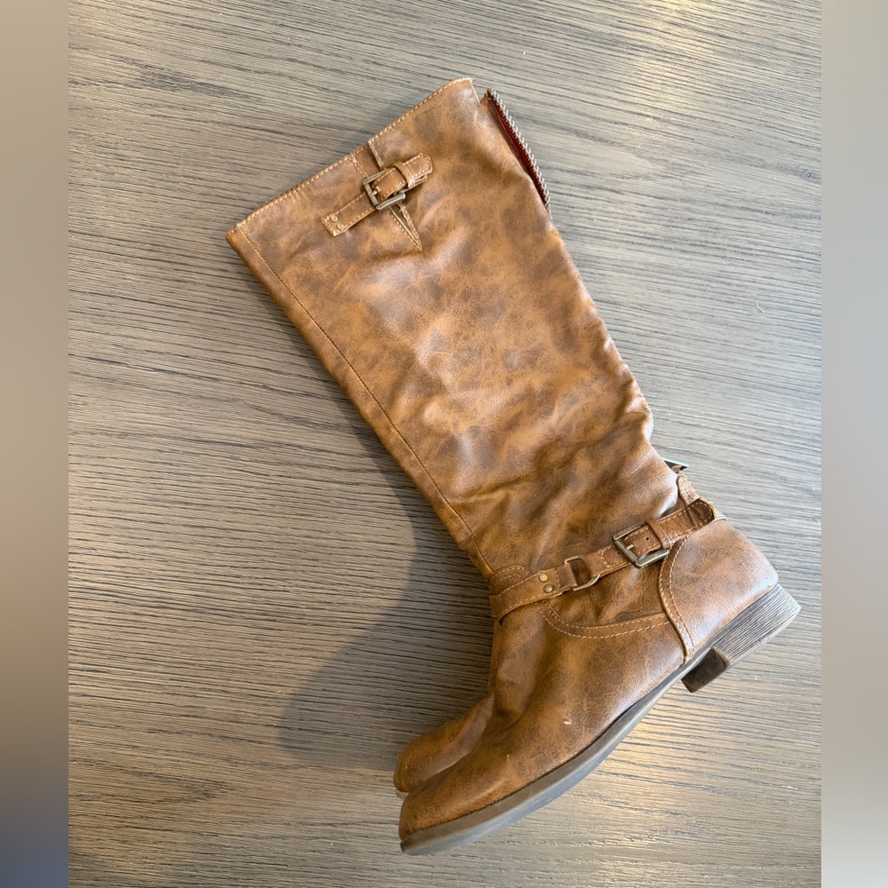 Women's Tan Leather Knee-High Boots